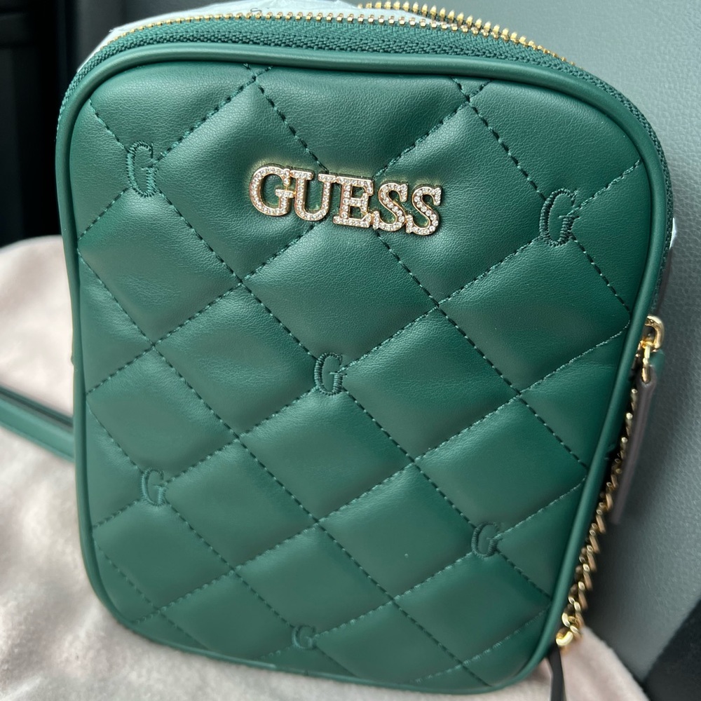 Guess Purse brand new